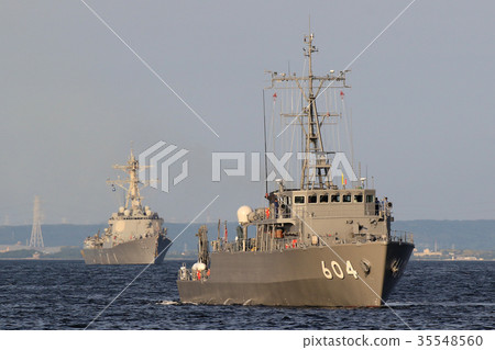 Minesweepers horsemans Minesweepers horsemans 35548560