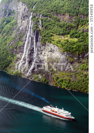 Breathtaking view of Sunnylvsfjorden fjord 35549958
