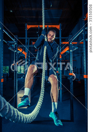 Crossfit athlete with a rope 35550508