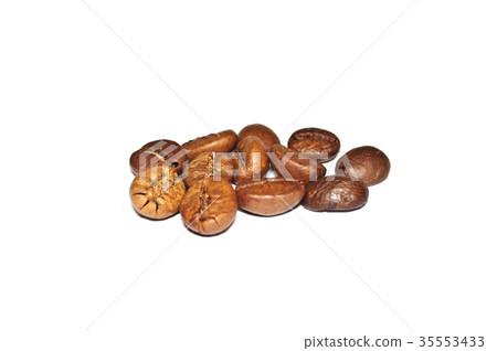 Coffee Grains fried on a white background. Macro 35553433