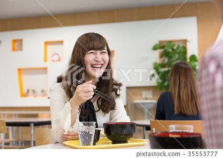 University student school meal employee cafeteria 35553777