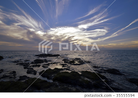 Miura Peninsula, Tateishi Coast at dusk Miura Peninsula, Tateishi Coast at dusk 35555594