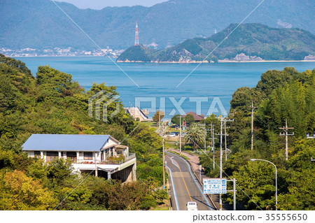 Shimanami Kaido (November Innoshima Ohashi Bridge) Shimanami Kaido (November Innoshima Ohashi Bridge) 35555650