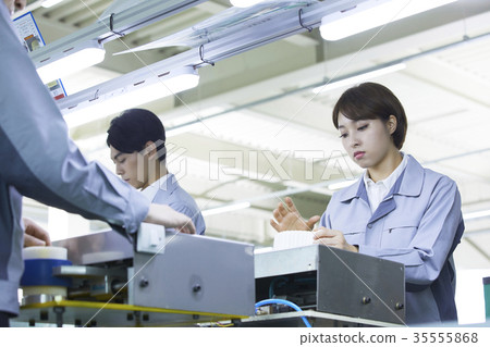 Factory, production line, worker 35555868