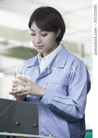 Factory, production line, worker 35555895