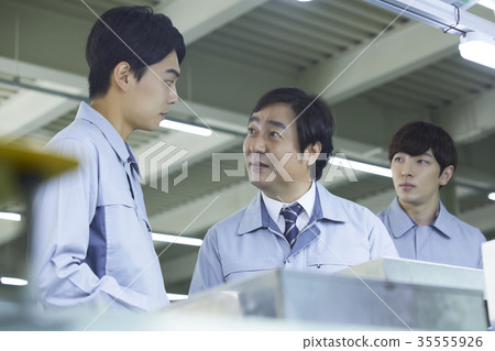 工廠,工人,商人 工廠,工人,商人 35555926
