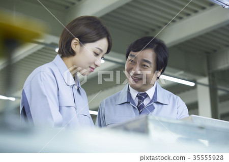 工廠,工人,商人 工廠,工人,商人 35555928