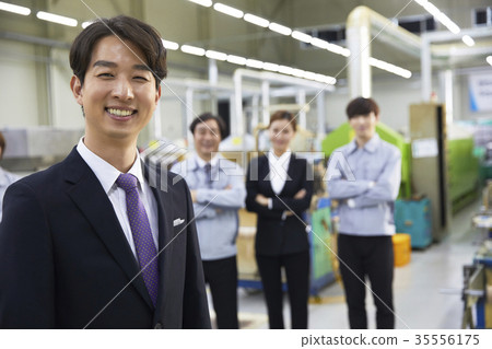 Factory, worker, businesswoman, business woman, pose 35556175