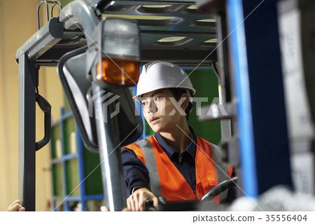 Industry, factory, forklift, worker 35556404