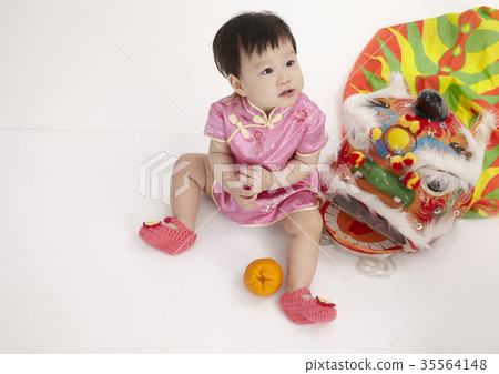 chinese new year baby 35564148
