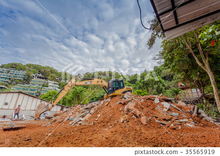 Demolition of buildings 35565919