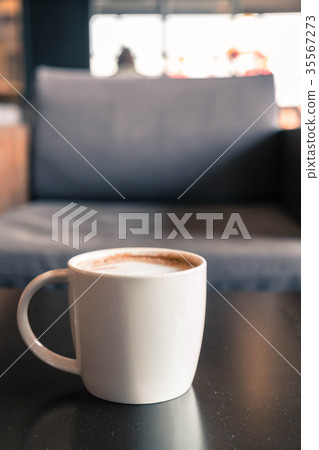 coffee cup in cafe coffee cup in cafe 35567273