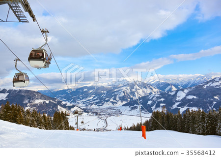Mountains ski resort Zell-am-See Austria Mountains ski resort Zell-am-See Austria 35568412