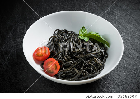 Squid pasta Squid Ink Spaghetti (Italian) 35568507