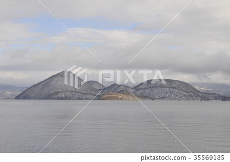 洞爺湖在冬天 洞爺湖在冬天 35569185