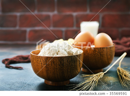 baking ingredient 35569591