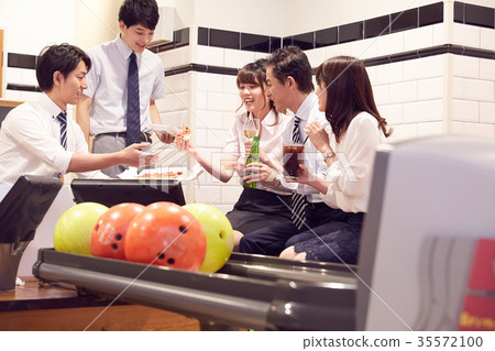 Business person enjoying bowling 35572100