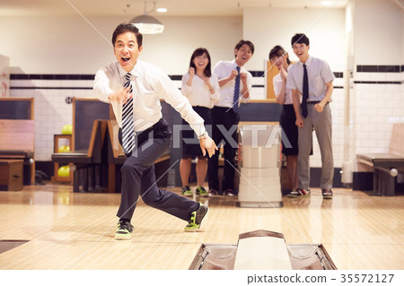 Business person enjoying bowling 35572127