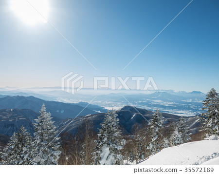 志賀高原的長野盆地 志賀高原的長野盆地 35572189