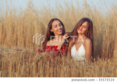 Woman is in love with a girlfriend. 35573519