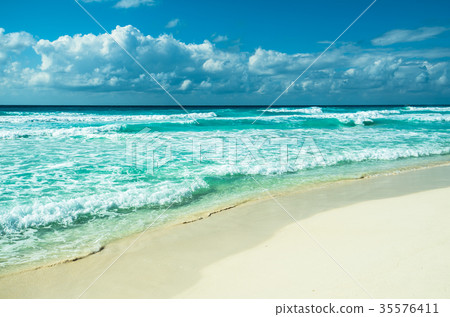 Caribbean beach panorama, Tulum, Mexico 35576411