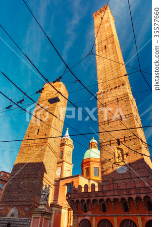 Famous Two Towers of Bologna, Italy Famous Two Towers of Bologna, Italy 35577660