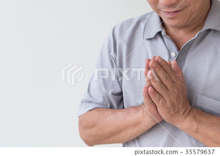 old man greeting asian thai style 35579637
