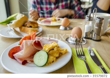 早餐,西式早餐,朝食、西洋式朝食、Breakfast, western breakfast, 早餐,西式早餐,朝食、西洋式朝食、Breakfast, western breakfast, 35579872