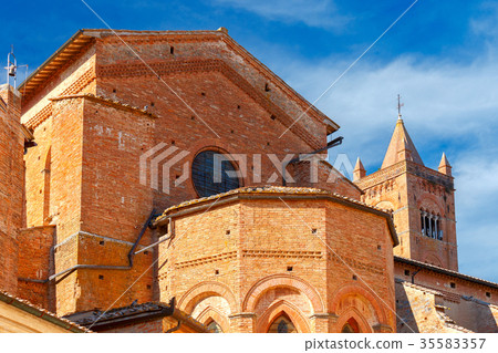 Siena. Basilica of Santa Maria dei Servi. Siena. Basilica of Santa Maria dei Servi. 35583357