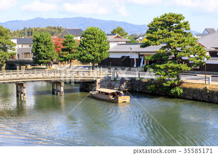 Matsue History Museum and Horikawa Sightseeing Boat Tour around Matsue Horikawa 35585171