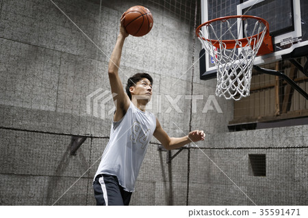 Men Shoot Basketball Shoot 35591471