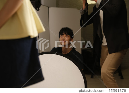 Camera Assistant Camera Assistant 35591876