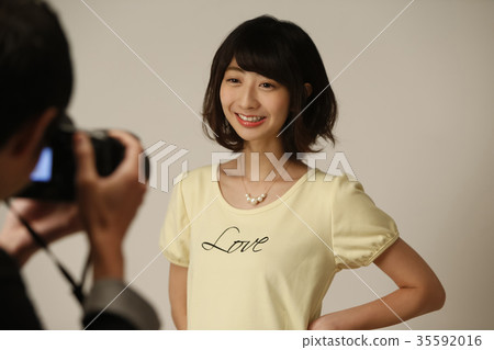 Model shooting 35592016