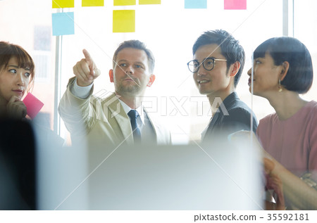 商業外國人和日本人 商業外國人和日本人 35592181