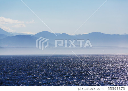 Vancouver Vancouver 35595873