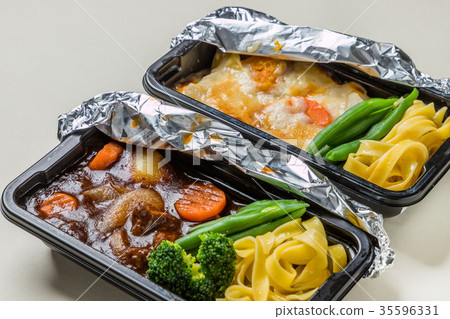 一般經濟艙飛行餐一般飛行餐 一般經濟艙飛行餐一般飛行餐 35596331