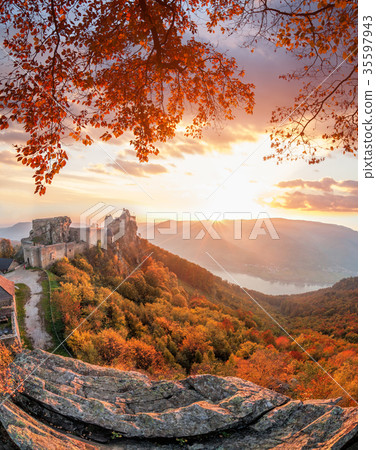 Aggstein castle during  autumn in Wachau, Austria 35597943