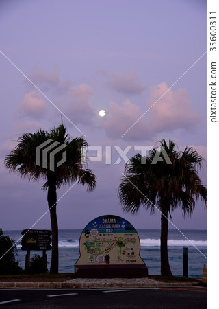 Amami Ohama Seaside Park Moon Set 07 Amami Ohama Seaside Park Moon Set 07 35600311