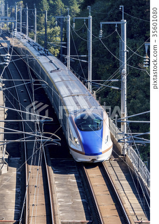 Hokuriku Shinkansen E7 series 35601080