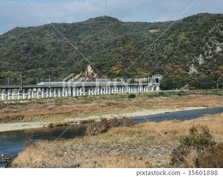 Sanyo Shinkansen Landscape Autumn JR West Japan Chikagawa Bridge Suki Sanyo Shinkansen Landscape Autumn JR West Japan Chikagawa Bridge Suki 35601898