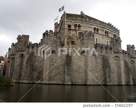 Fort Flemish castle Fort Flemish castle 35602297