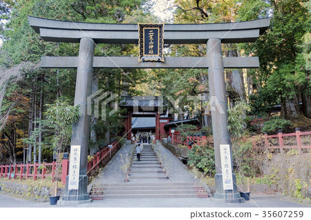 Toriyama mountain shrine torii Toriyama mountain shrine torii 35607259