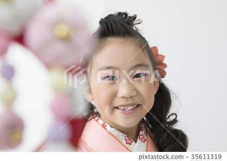 Seventy-five New Year Kimono image Seventy-five New Year Kimono image 35611319