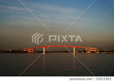 Nakanoshima Ohashi在黃昏 35611993