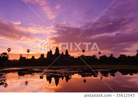 Angkor Wat  35612543