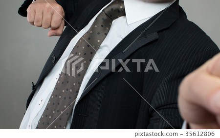 Power Hare fist 35612806