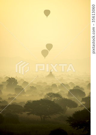 Sunrise scene pagoda ancient city in Bagan Myanmar Sunrise scene pagoda ancient city in Bagan Myanmar 35613060