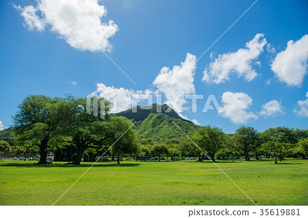 來自卡皮歐拉尼公園的鑽石頭 35619881