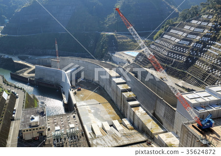 鶴田大壩（重建工程） 35624872