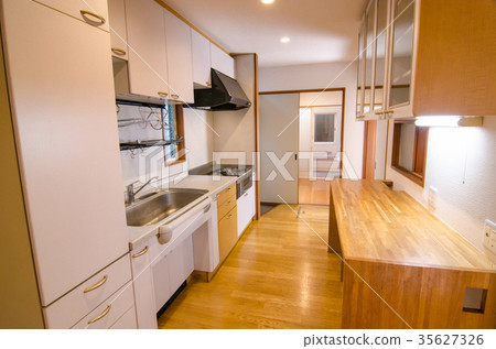 Kitchen that housewife can satisfy 35627326